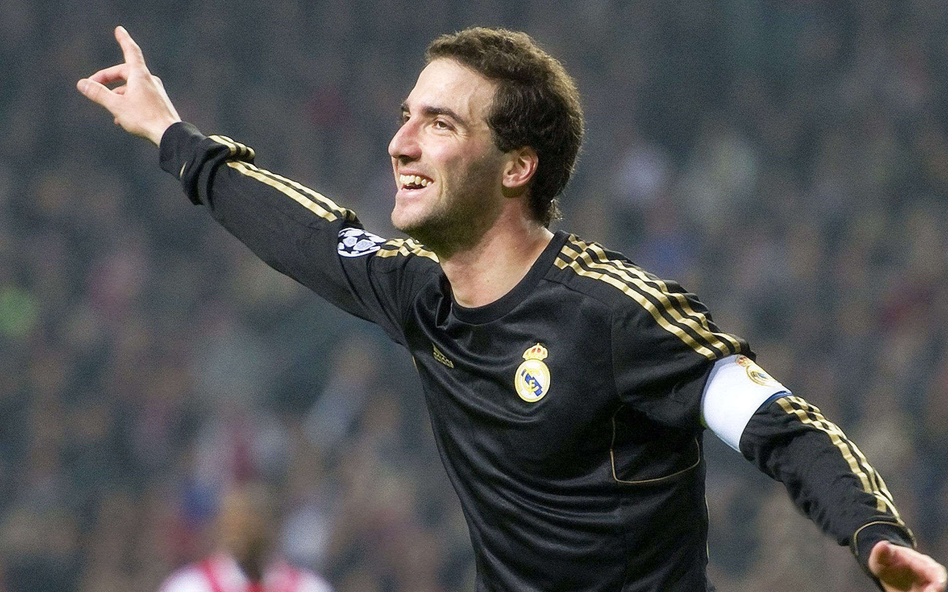 恩多耶-布鲁阿尔稳扎稳打掌控比赛节奏，多恩布什 圣才