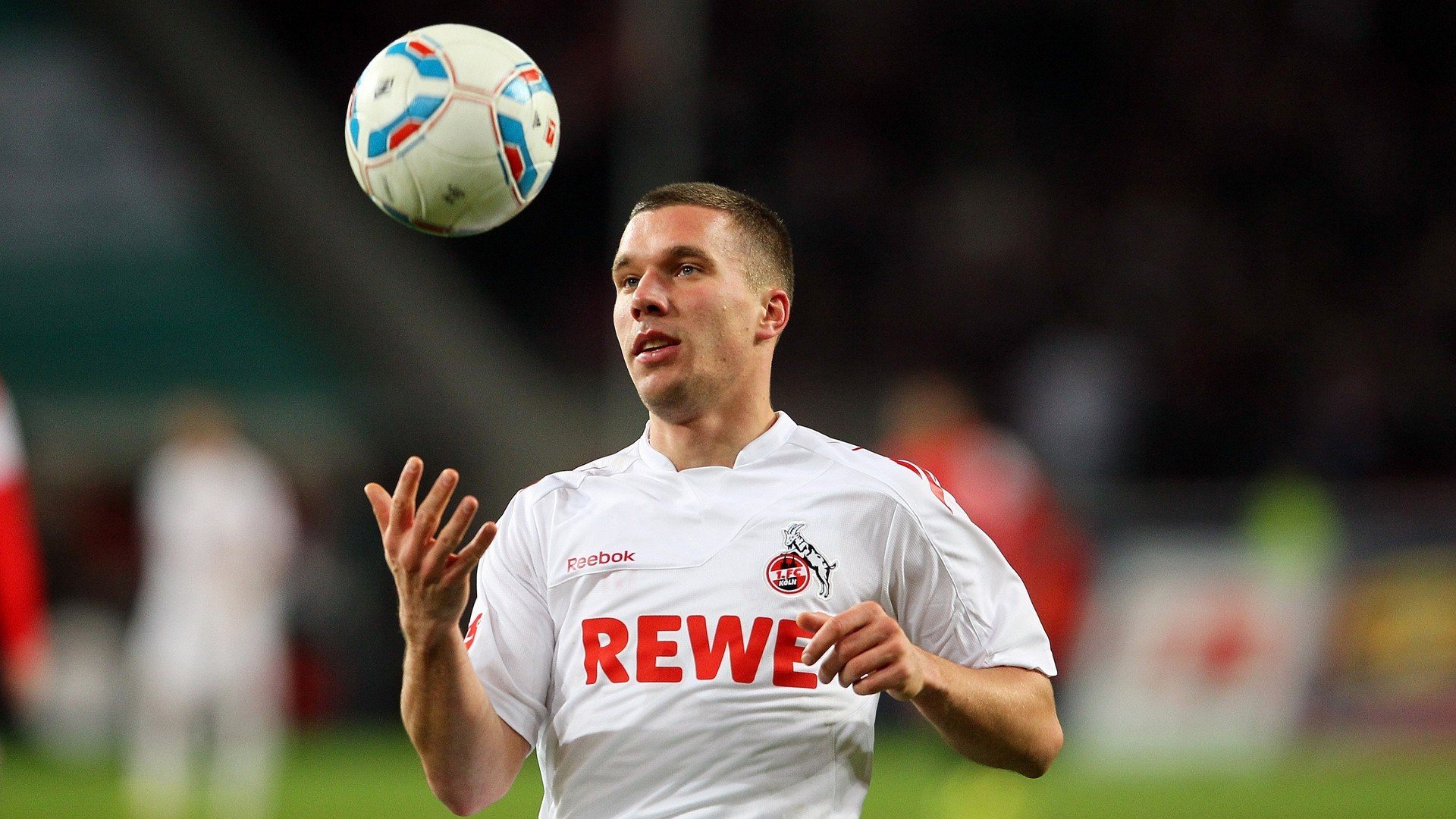 斯密斯：以精准传球与快速反应，成为全黑队的攻防桥梁，斯密07